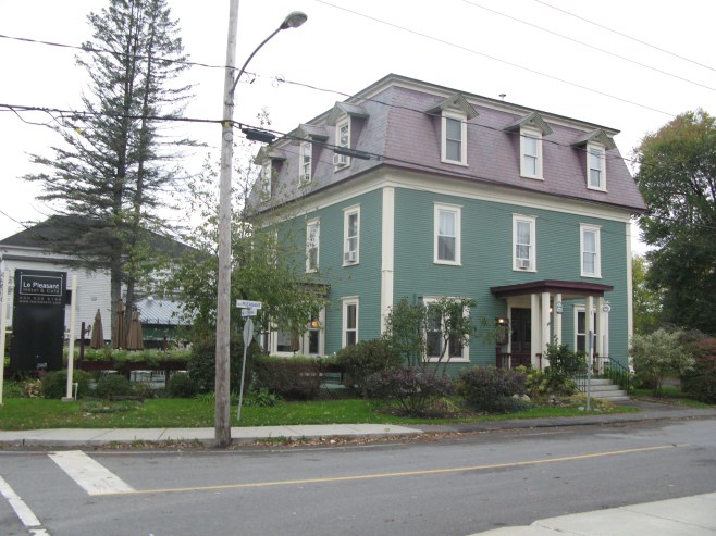 Le Pleasant Hotel/B&B
