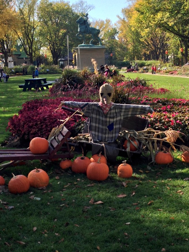 The Scarecrow in the Middle