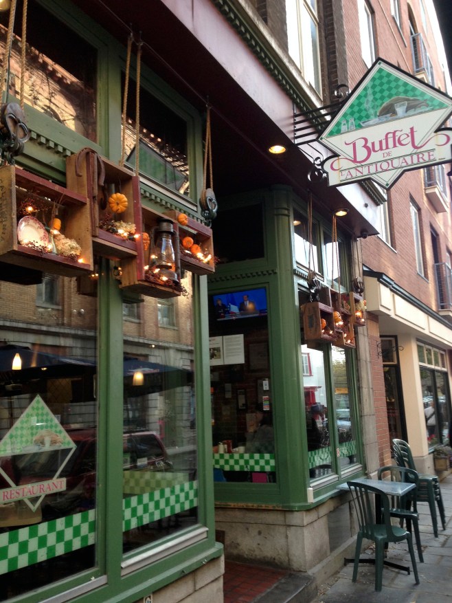 Buffet de Antiquaire