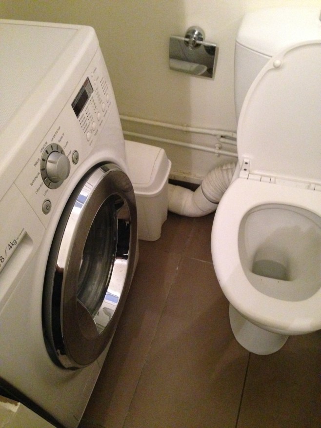 Go to the Pot and Wash and Dry Your Clothes at the Same Time