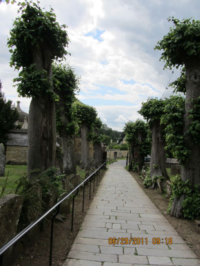 The Path to St James, Chipping Campden, UK