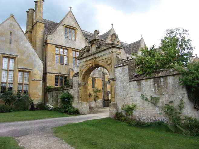 Gateway to Stanway House