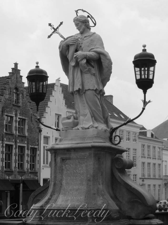 Black and White, Buildings, Stonework, and Lighting, in Bruges Belgium