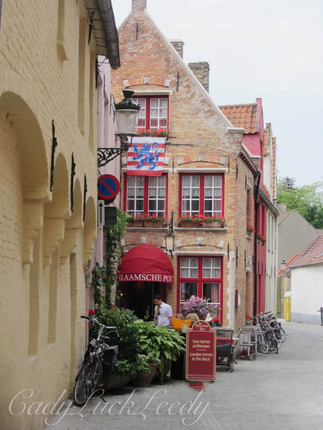 The Flemish Pot, Brugge, Belgium