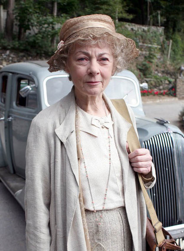 Geraldine McEwan as Miss Marple