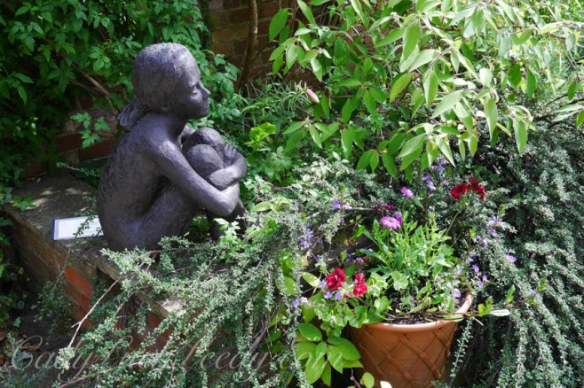 Pashley Manor and Gardens